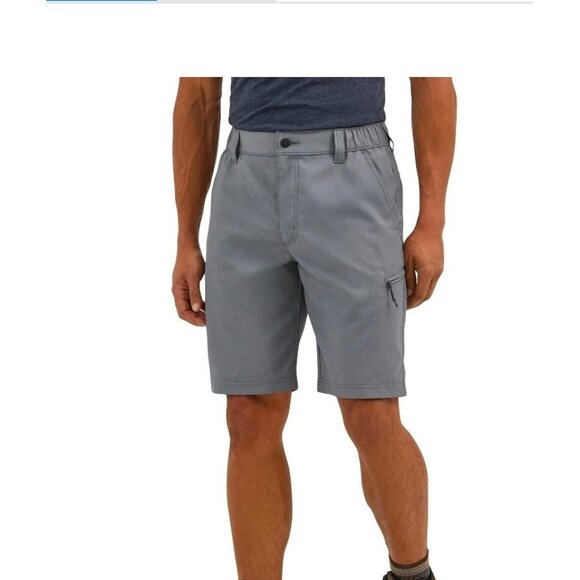 NWT Wrangler Men’s Outdoor Performance Shorts – Size 42 - Picture 1 of 6